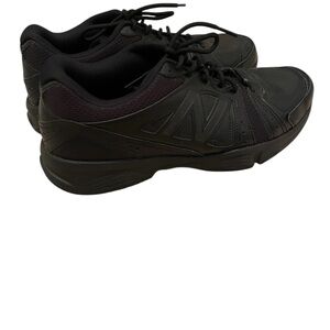 New Balance Men's Black Sneakers